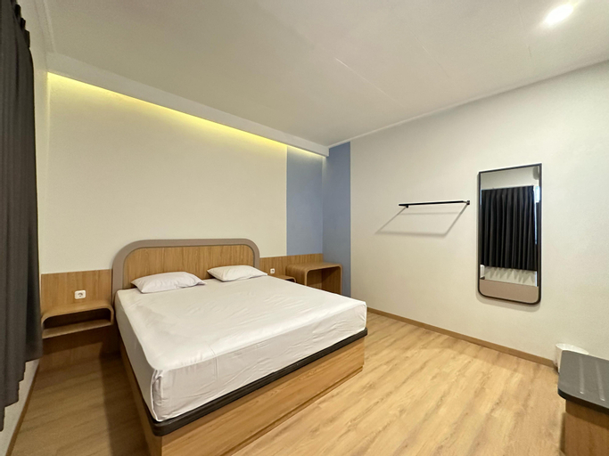 Bedroom 12