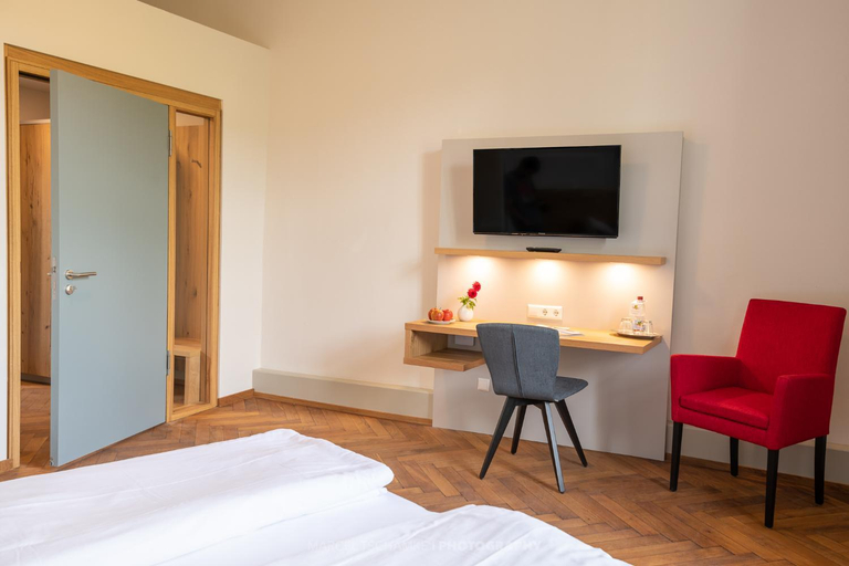 Bedroom 4, Schlosshotel Horneck, Heilbronn