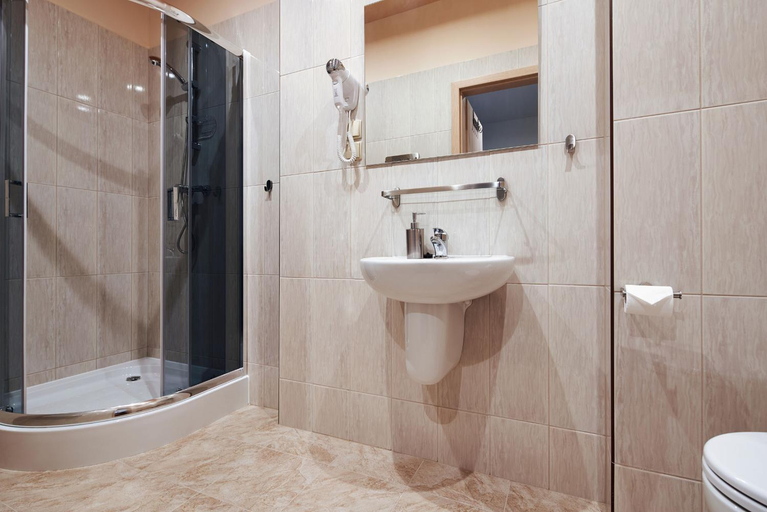 Bathroom 3, Polin House, Oświęcim