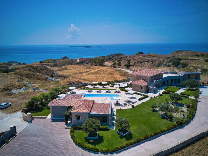 Others 2, Tramonto Suites, Ionian Islands