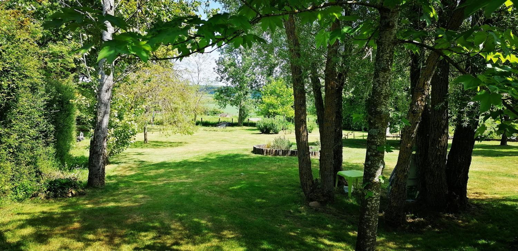 Others 3, Le Charbonnet, Saône-et-Loire