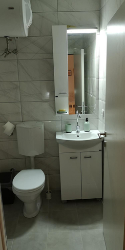Bathroom 2, Old Town Apartments, Novi Pazar