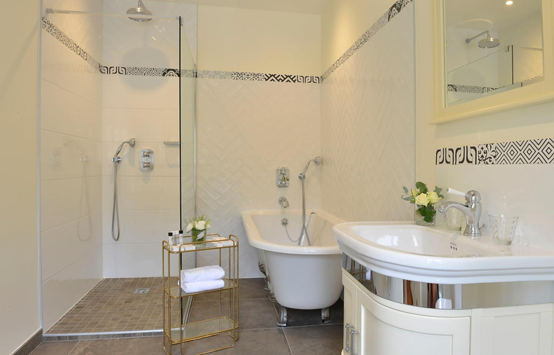 Bathroom 3, Chateau Saint Gilles, Calvados