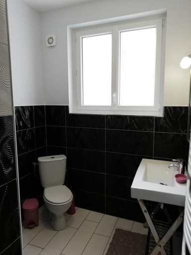 Bathroom 2, La Marina 2, Pas-de-Calais
