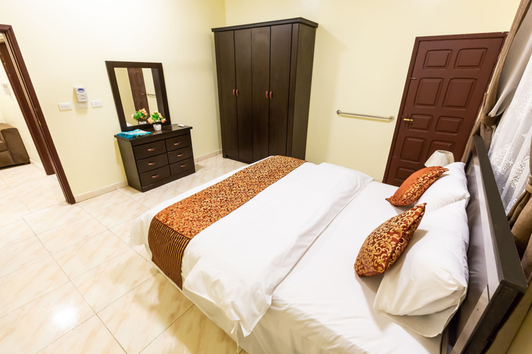 Bedroom 2, Al Eairy Serviced Apartments Company is a one-person company 4