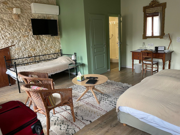 Bedroom 4, Domaine de Ludeye, Gironde
