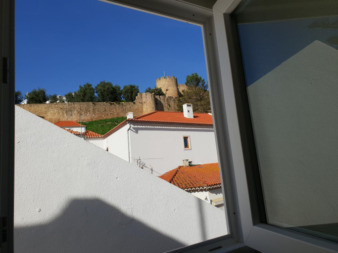 Others 3, Quebra Costas Rooms Torres Vedras, Torres Vedras