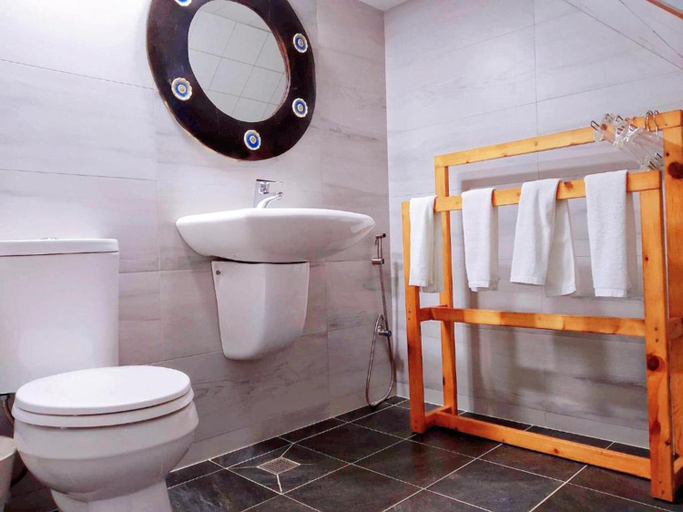 Bathroom 4, Kenting Light Mountain Man BnB, Pingtung
