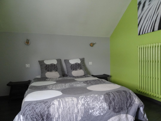 Bedroom 2, Chambres climatisees en Sologne pour 1 a 4 Hotes, Loir-et-Cher