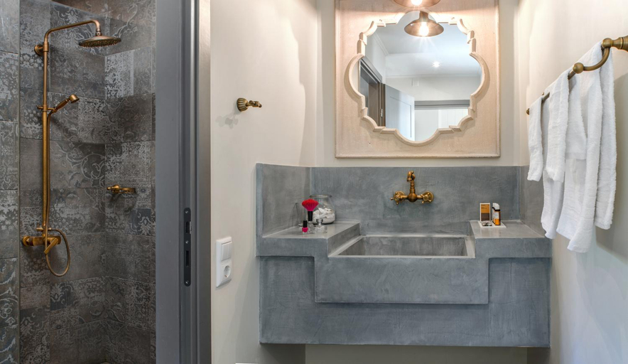 Bathroom, Sivota Apartments, Epirus