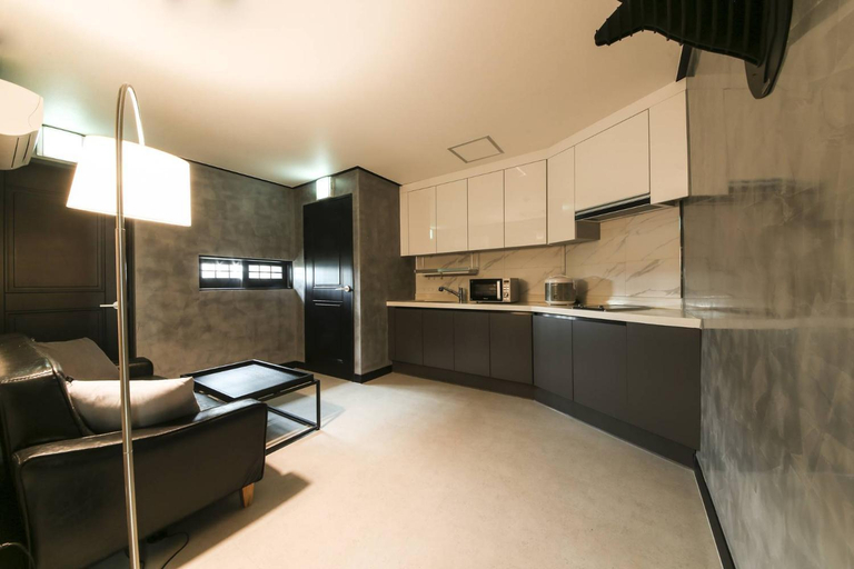 Others 5, Almond Hotel Gupo Station, Gangseo