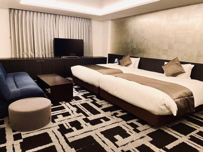 Bedroom 12