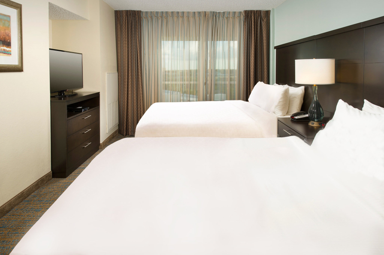 Staybridge Suites BISMARCK, an IHG hotel Room Type - 1 King 2 Queen Beds 2 Bedroom Suite
