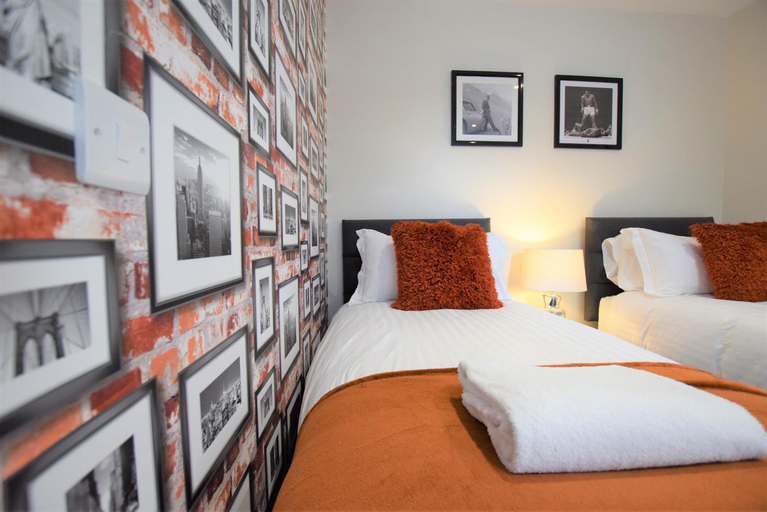 Bedroom 1, Your Apartment | Bristol The Old Bank #1, Bristol