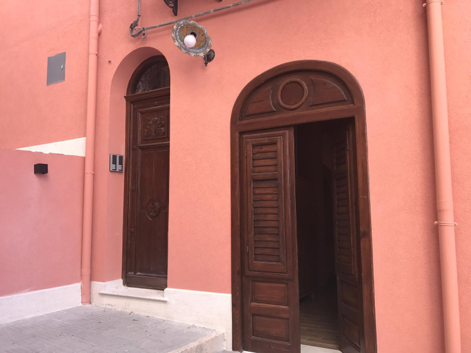 Exterior & Views 2, Antico Canale, Trapani