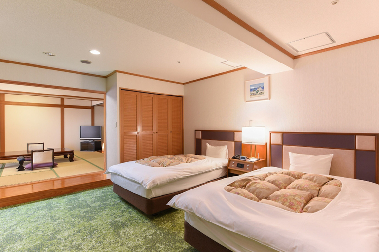 Bedroom 3, Ibusuki Kaijyo Hotel, Ibusuki