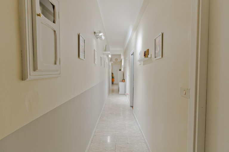 Public Area, Oscar Rooms, Rome
