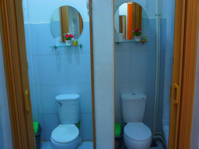 Bathroom 5, Shejoje Poshtel Hostel, Cebu City