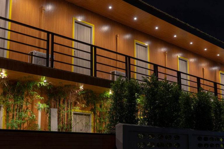 Exterior & Views 2, Resort V - MRT Huai Khwang, Din Dang
