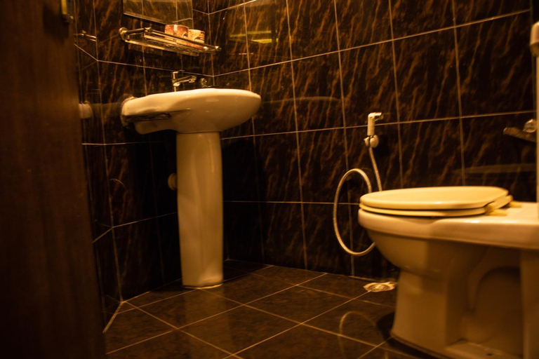 Bathroom 3, Classic Serviced Apartments, Bagmati