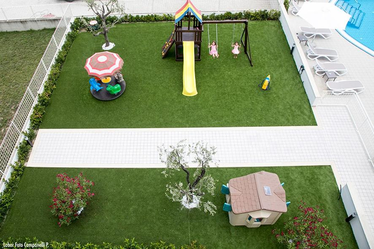Others 5, Residence Acquasuite, Teramo