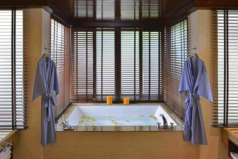 Bathroom 5, Gaya Island Resort, Kota Kinabalu