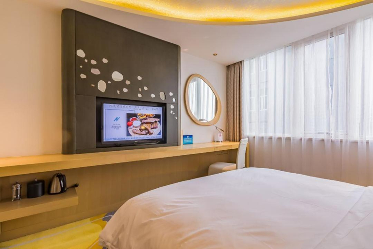 Bedroom 2, Beijing Qianyuan International Hotel, Beijing