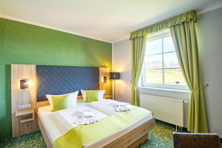 Bedroom 3, Panorama Berghotel Wettiner Hoehe, Erzgebirgskreis