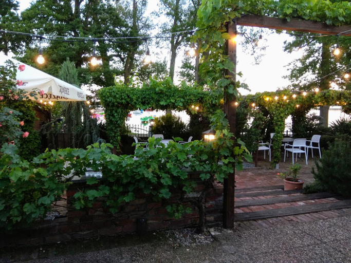 Food & Drinks 4, Weranda Apartments, Stargard