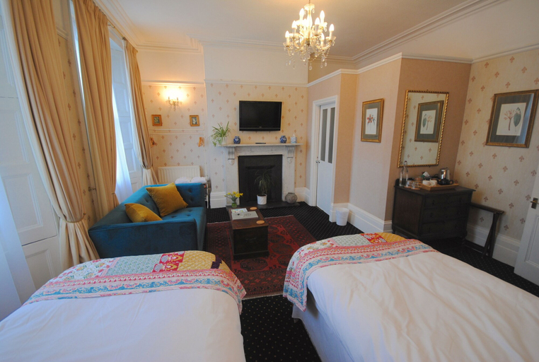 Bedroom 2, Churchill Guest House, Kent