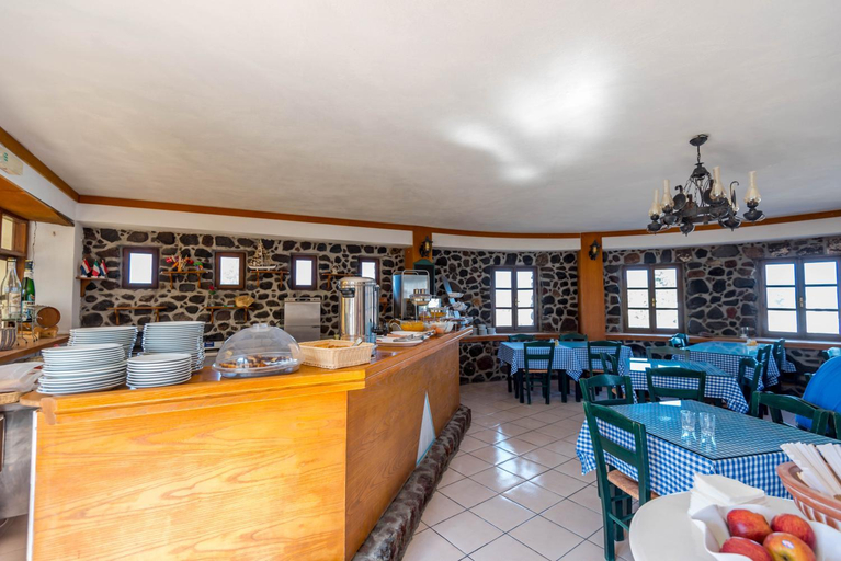 Food & Drinks 5, Caldera View Resort, South Aegean