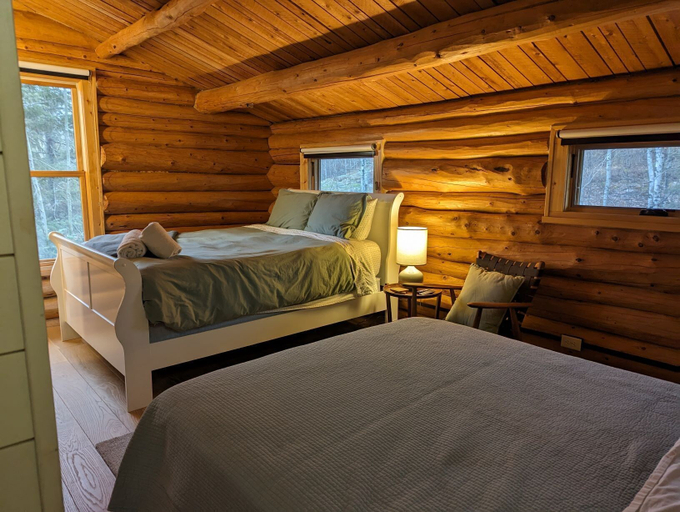 Bedroom 2, Beautiful Log Cabin on Saganaga Lake, Cook