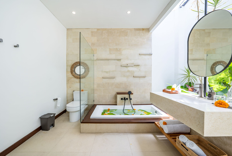 Bathroom 5, Villa Sorano Canggu by Nagisa Bali, Badung