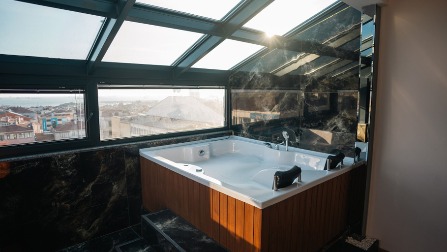 Bathroom 5, Cip hotel istanbul, Bakırköy