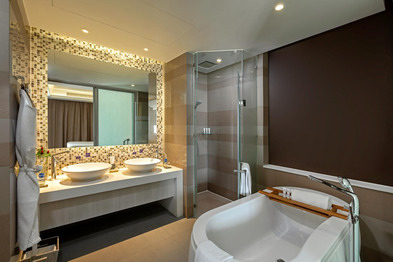 Bathroom 4