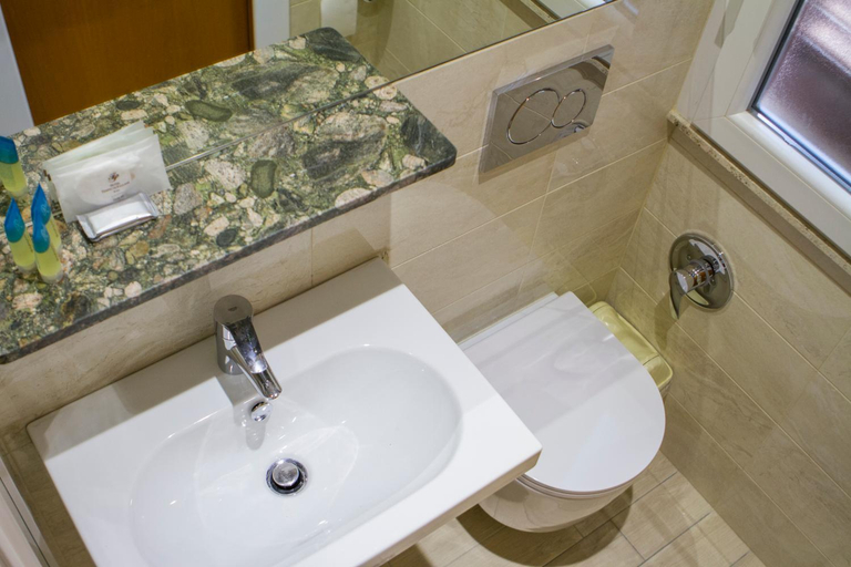 Bathroom 4, Hotel Tempio di Pallade, Rome
