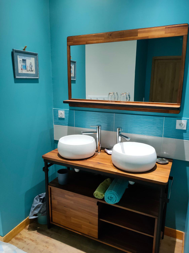 Bathroom 3, Manoir de la Provosterie, Mayenne