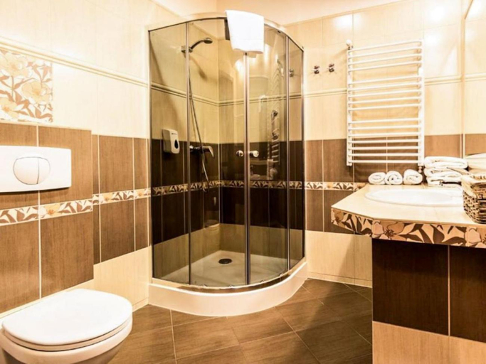 Bathroom 3, Hotel Stara Garbarnia, Środa Śląska