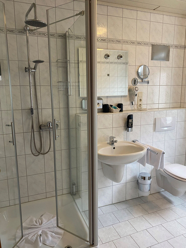 Bathroom 4, Hotel Harbauer, Nürnberger Land