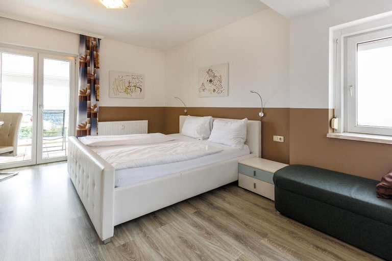 Bedroom 15