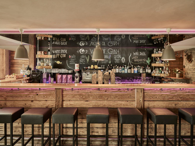 Food & Drinks 5, Hotel Firefly, Visp