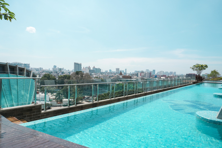 Sport & Beauty 3, Modern Look Studio Room Menteng Park Apartment By Travelio, Central Jakarta