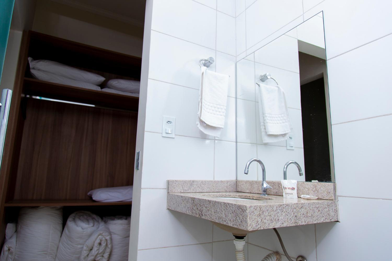 Bathroom 4, Revitalle Hotel, Votuporanga