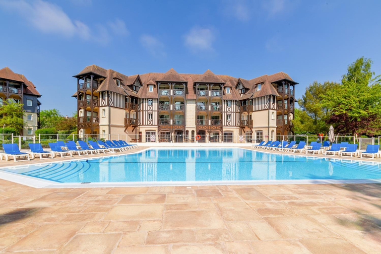 Swimming Pool 8