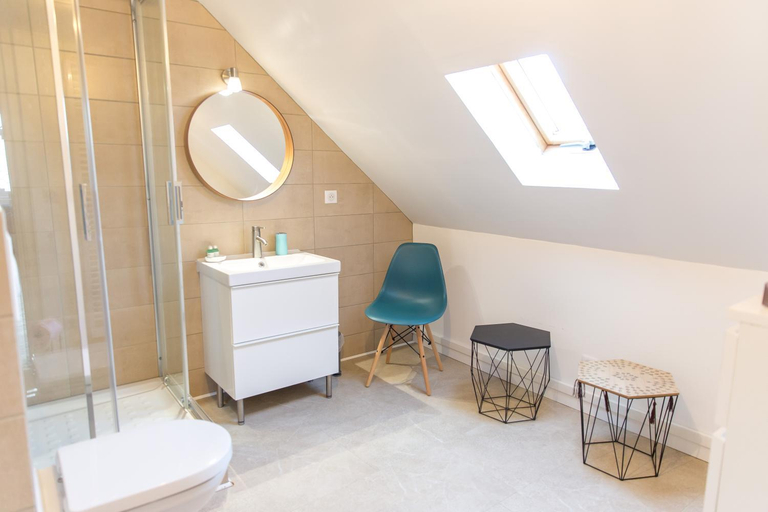 Bathroom 5, Auguste, La Romaine et My Cesar - Location Saverne, Bas-Rhin