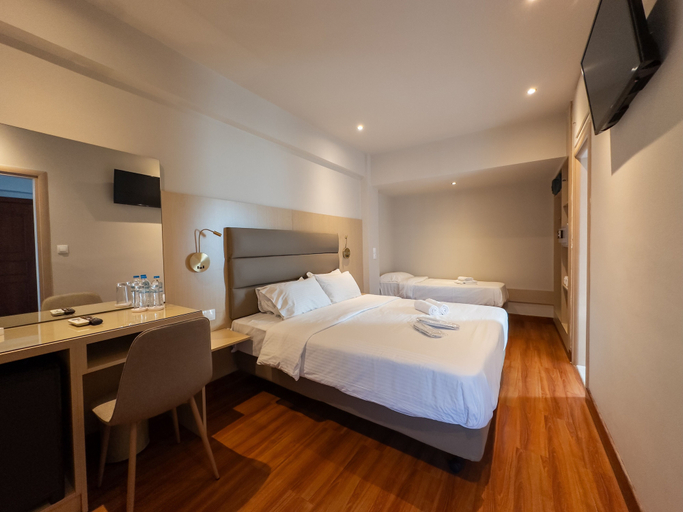 Bedroom 3, Anemoni, Attica