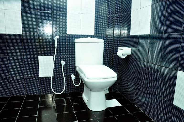 Bathroom 4, Bon Accord Mirissa Hotel, Weligama