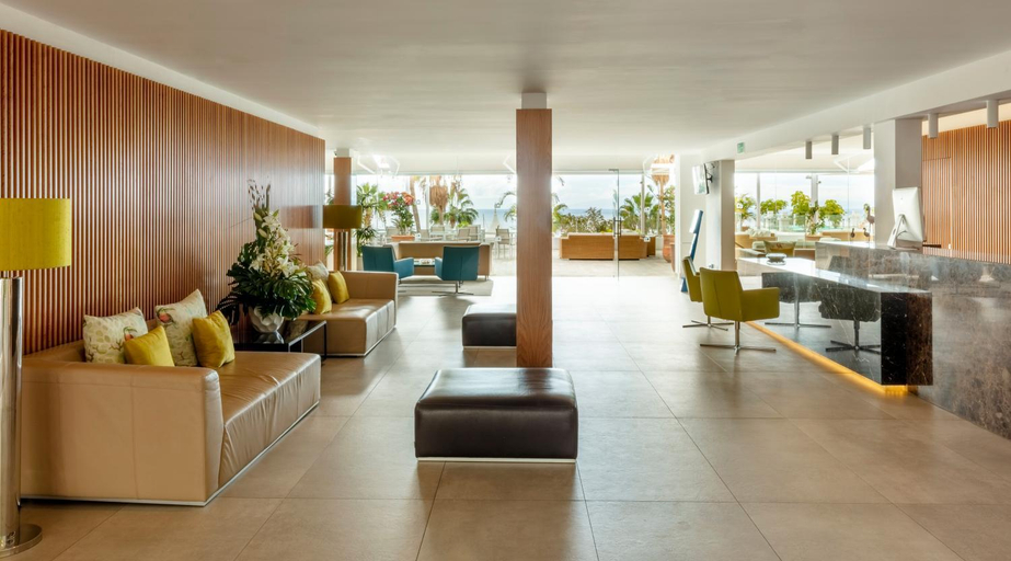 Public Area, Flamingo Beach Mate, Santa Cruz de Tenerife