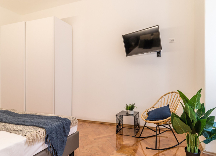 Bedroom 4, Ghiberti Apartments - Persian Blue, Trieste