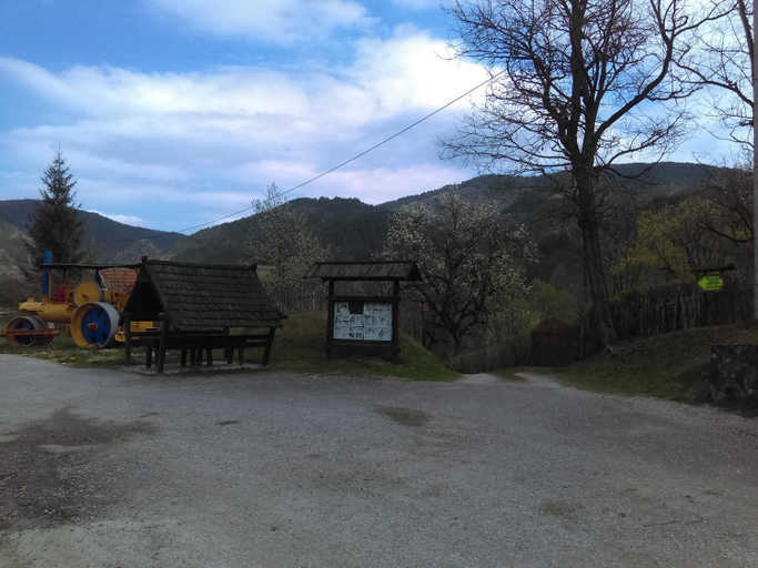 Others 2, Apartman Ana, Užice